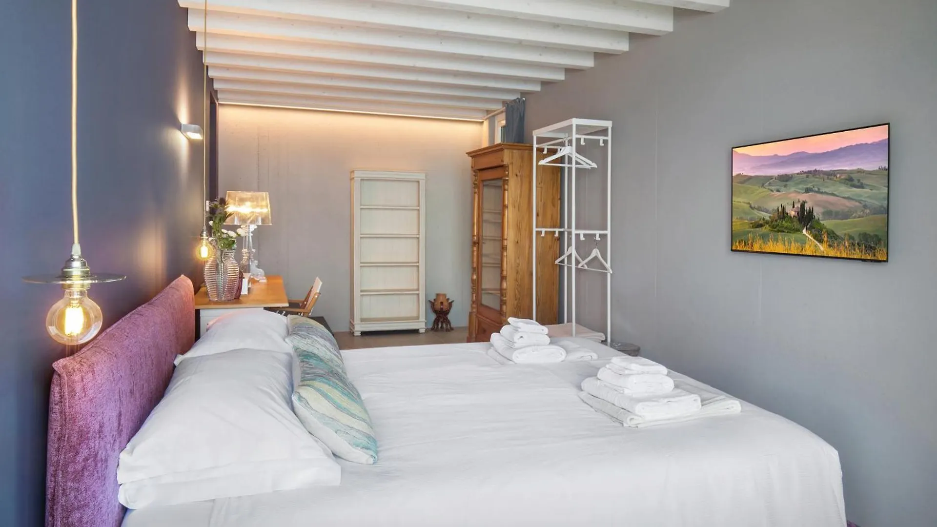 Only Adult Villa Montelago With Pool 圣奇诺·迪·蒙塔尼亚 意大利